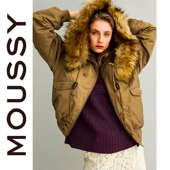 MOUSSY Faux Fur Hooded Bomber Jacket in Tan Size 1 Small Streetwear Warm Outdoor - Picture 1 of 16